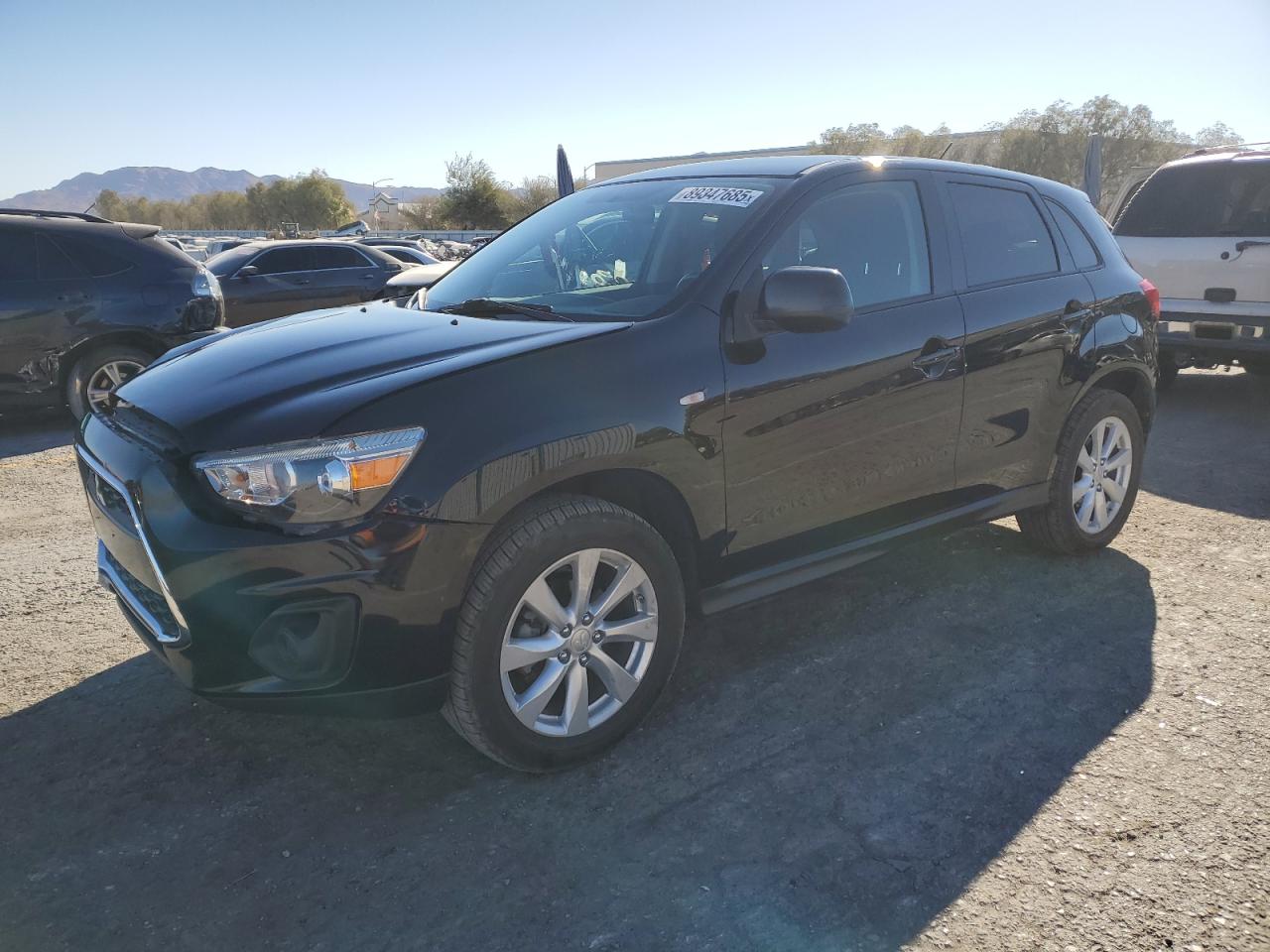 MITSUBISHI OUTLANDER 2015