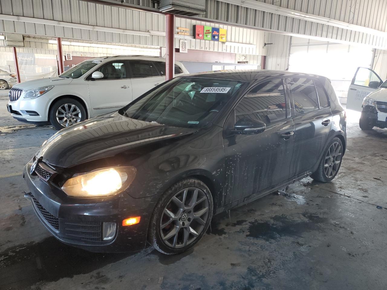 VOLKSWAGEN GTI 2013