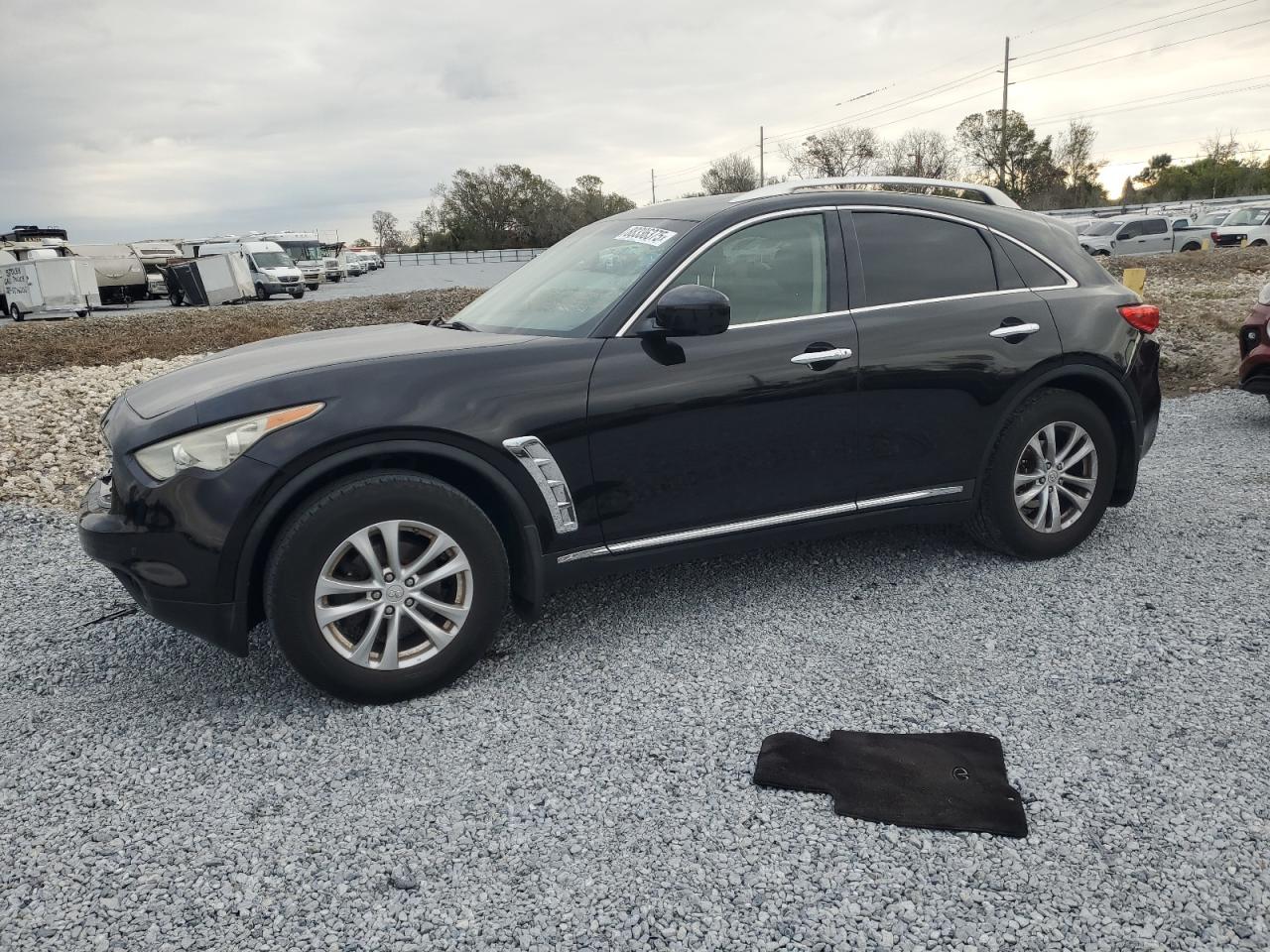 INFINITI FX35 2011