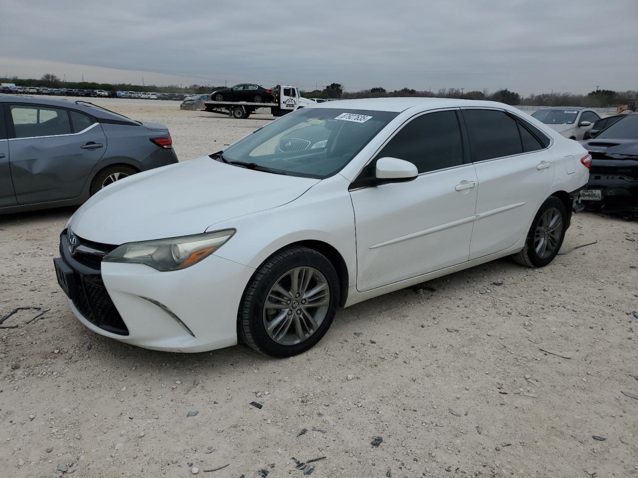 TOYOTA CAMRY LE 2016