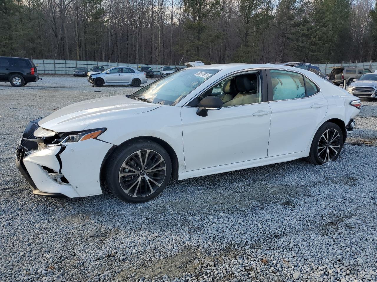 TOYOTA CAMRY L 2019