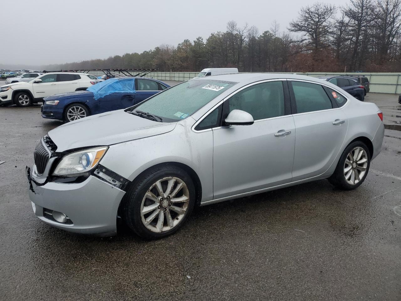 BUICK VERANO 2013