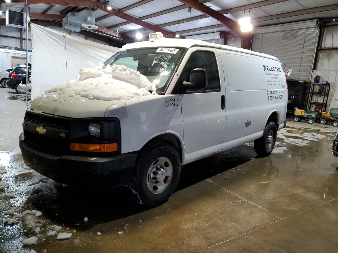 CHEVROLET EXPRESS G2 2011