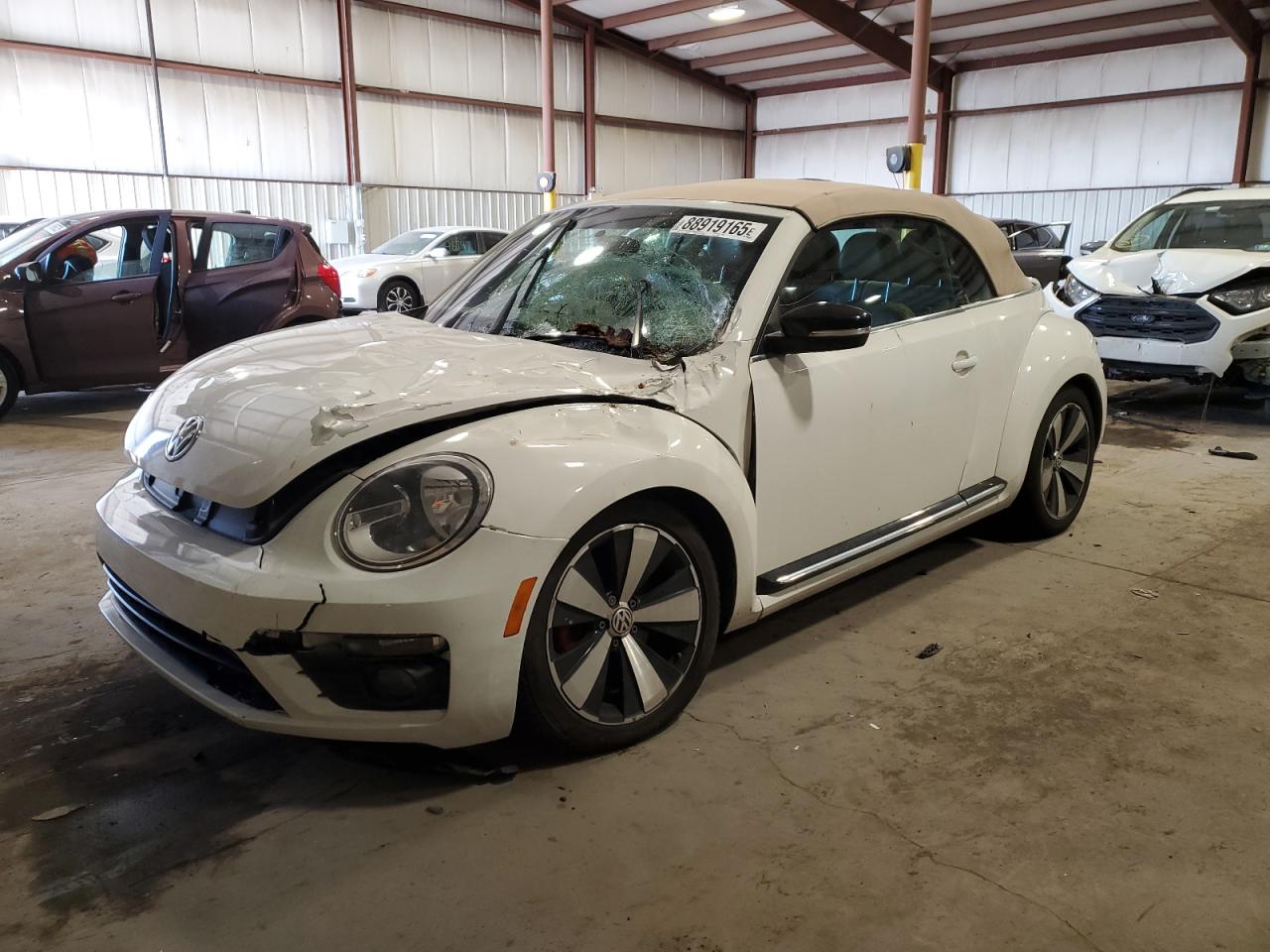 VOLKSWAGEN BEETLE TUR 2013