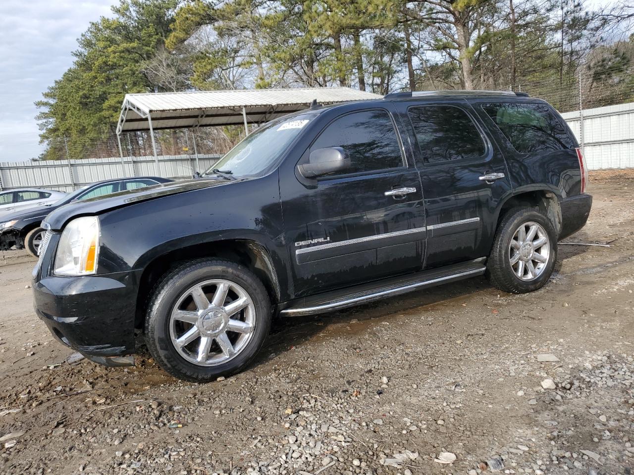 GMC YUKON DENA 2012