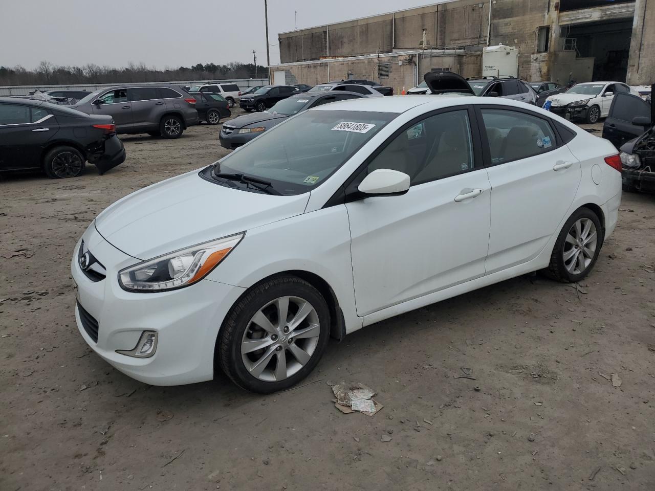 HYUNDAI ACCENT GLS 2014