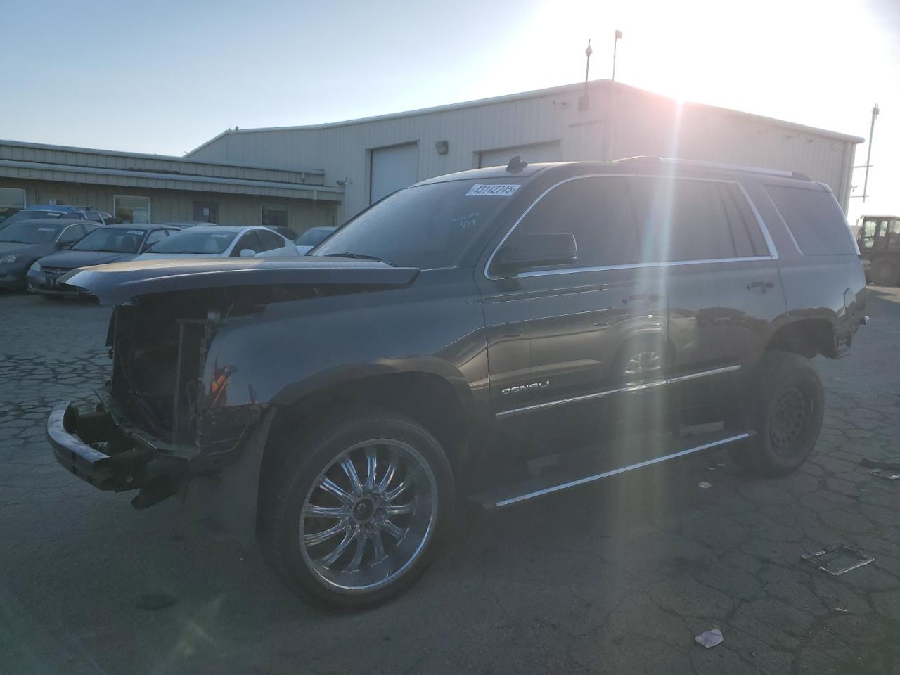 GMC YUKON DENA 2015
