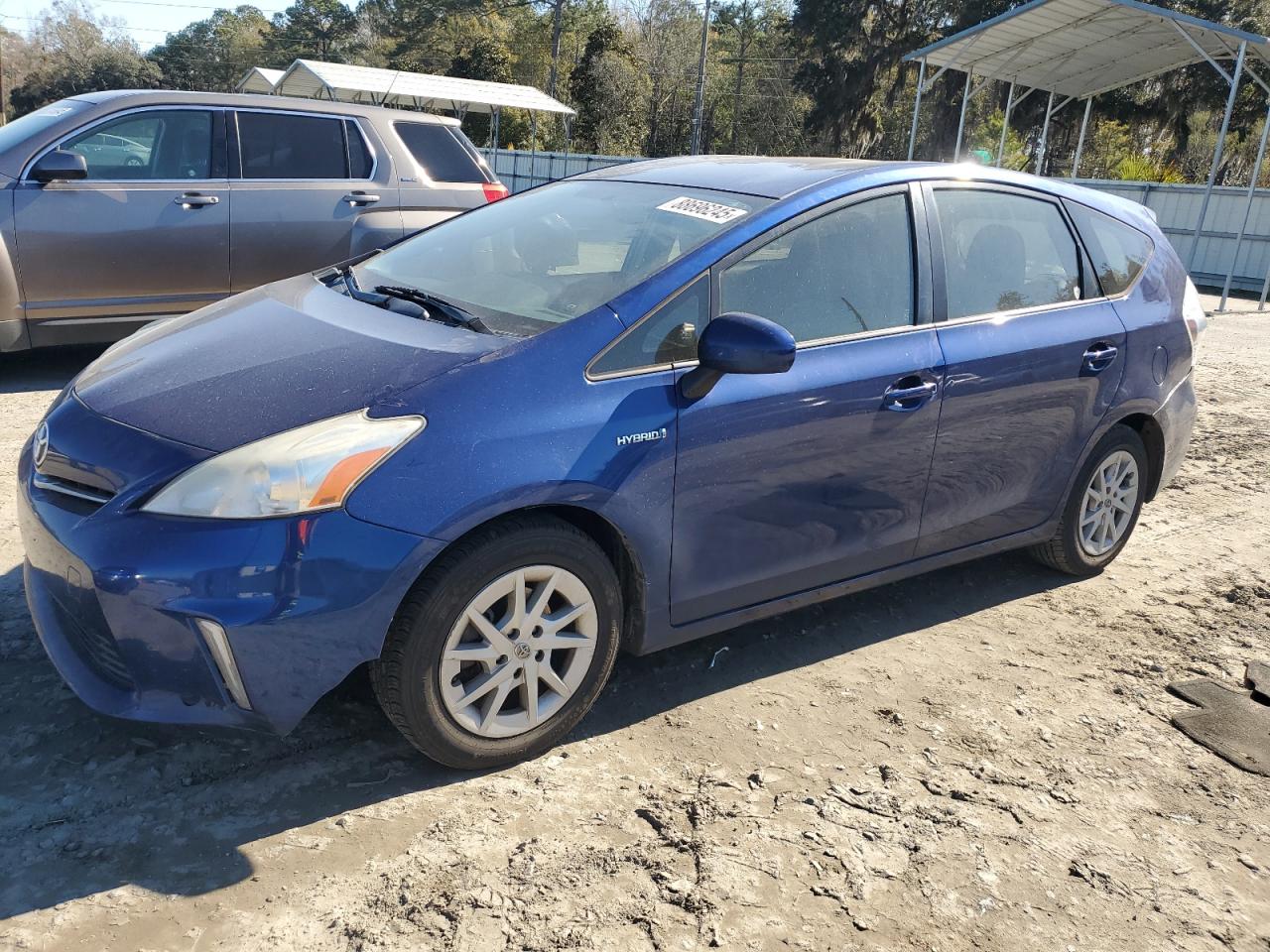 TOYOTA PRIUS V 2012