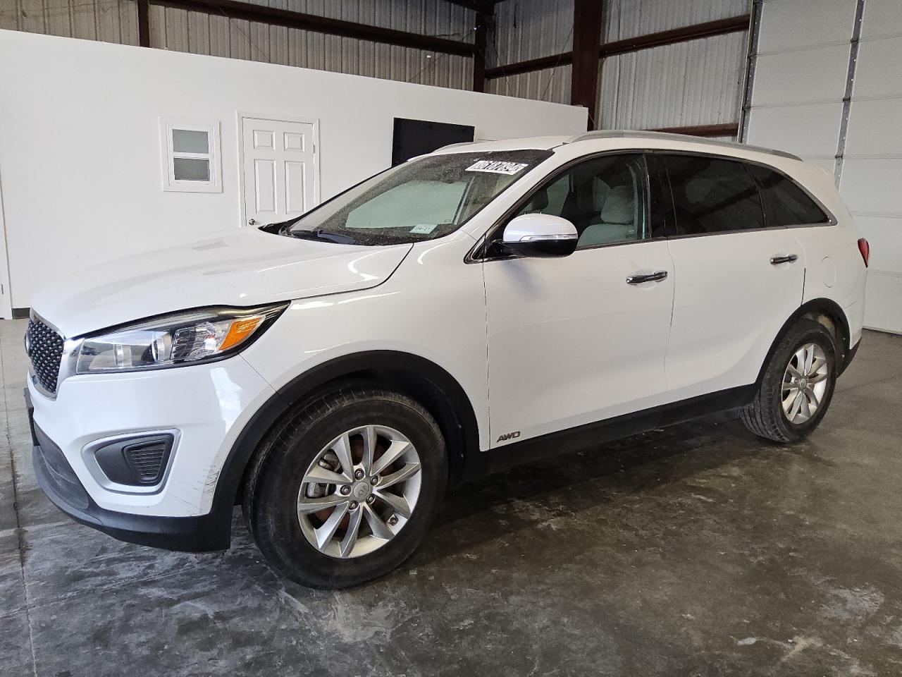 KIA SORENTO LX 2016