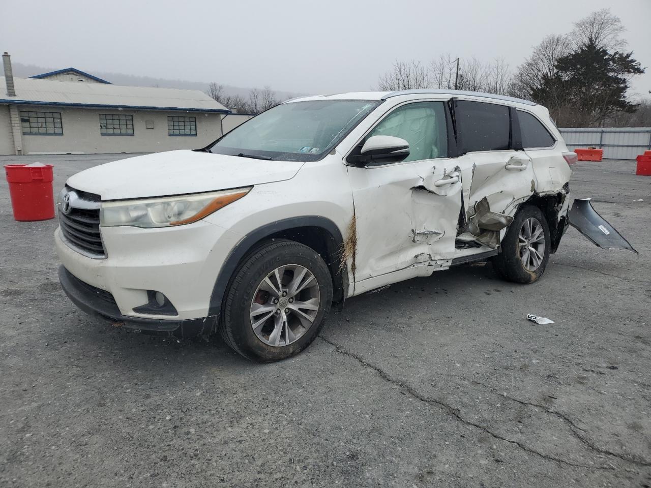 TOYOTA HIGHLANDER 2015