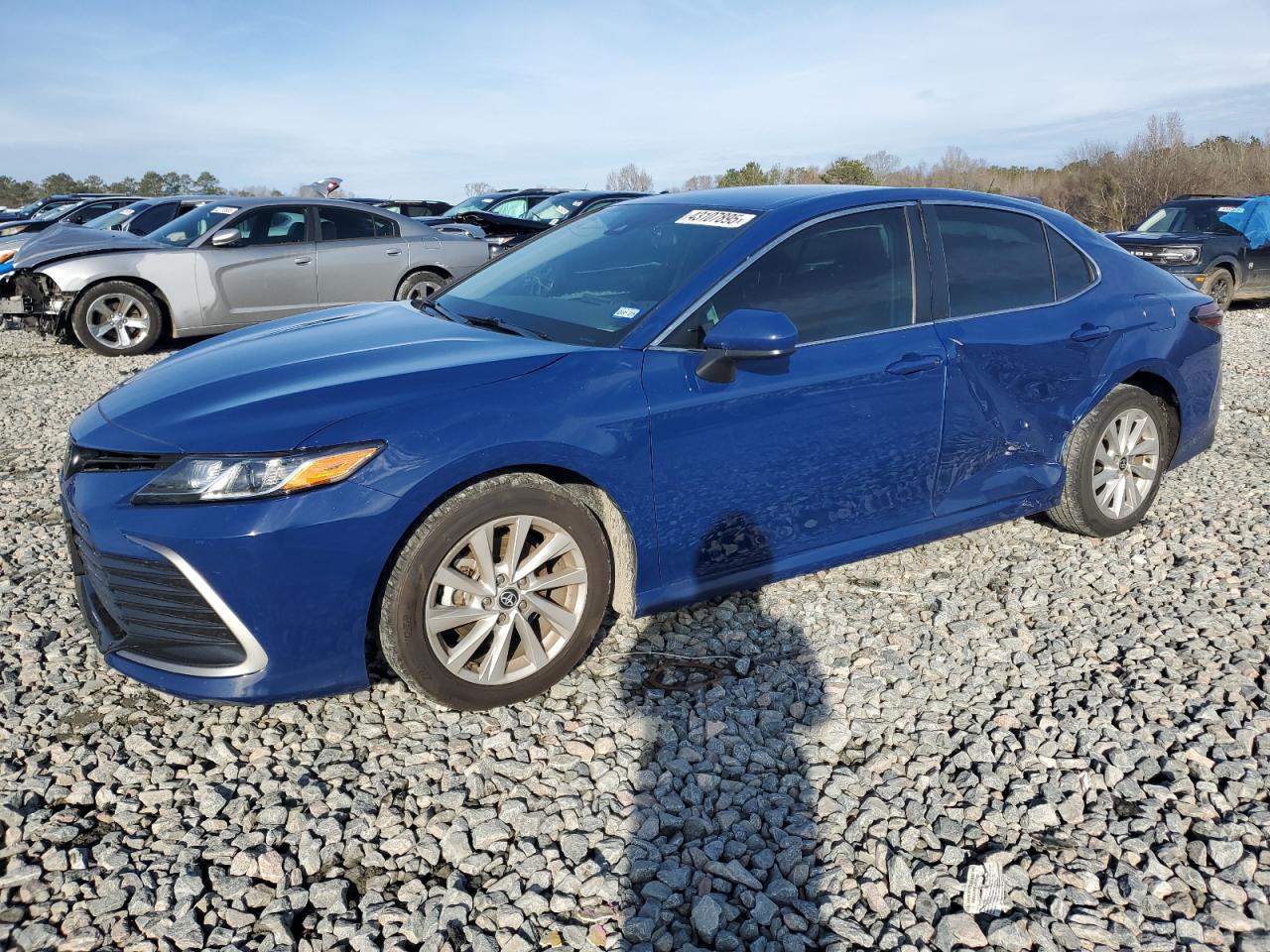 TOYOTA CAMRY LE 2023