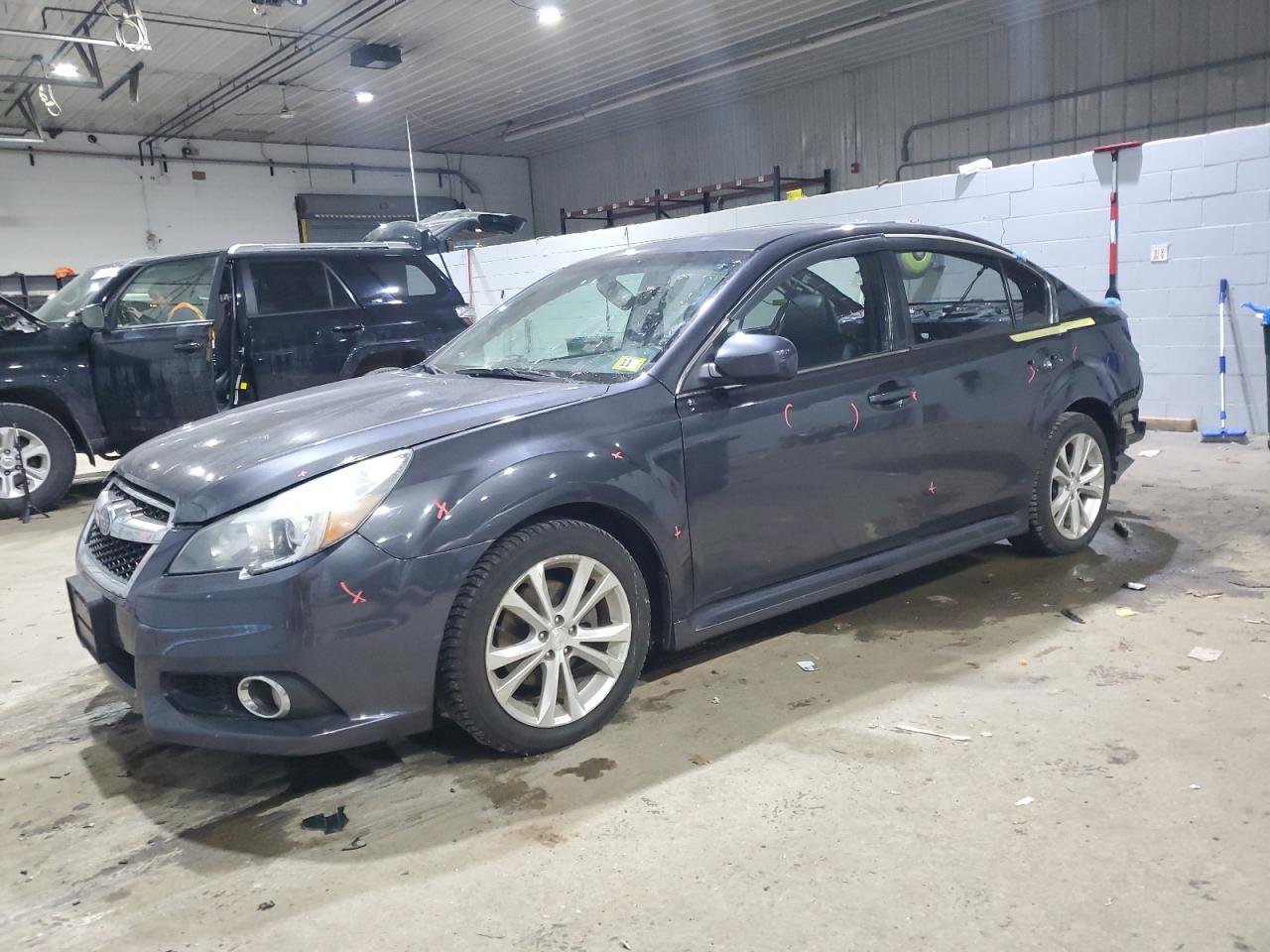 SUBARU LEGACY 2.5 2013