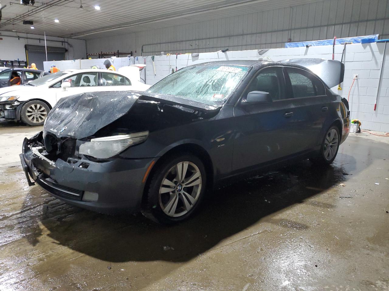 BMW 528 XI 2010