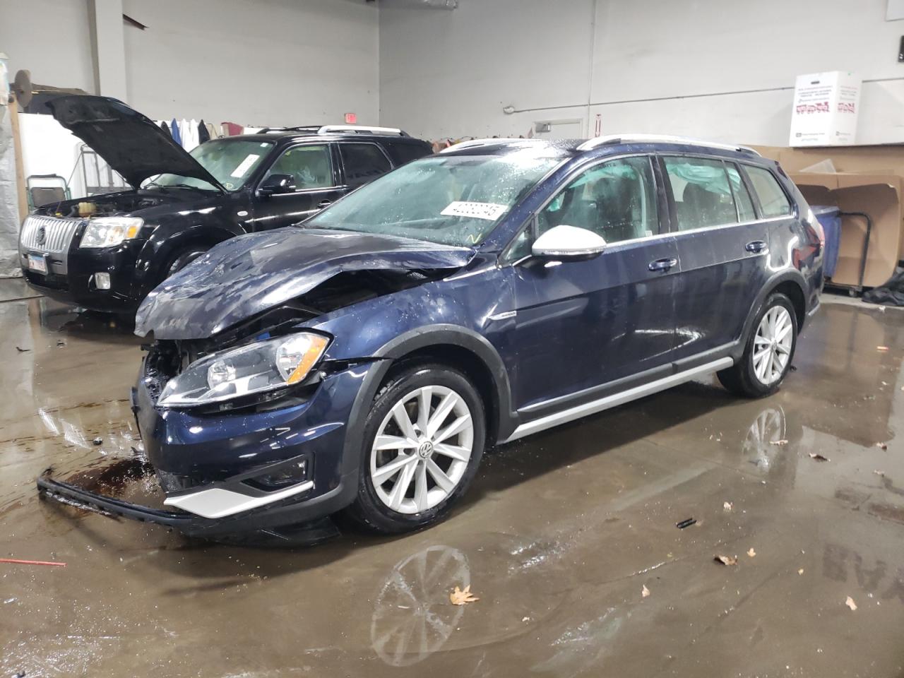 VOLKSWAGEN GOLF ALLTR 2017