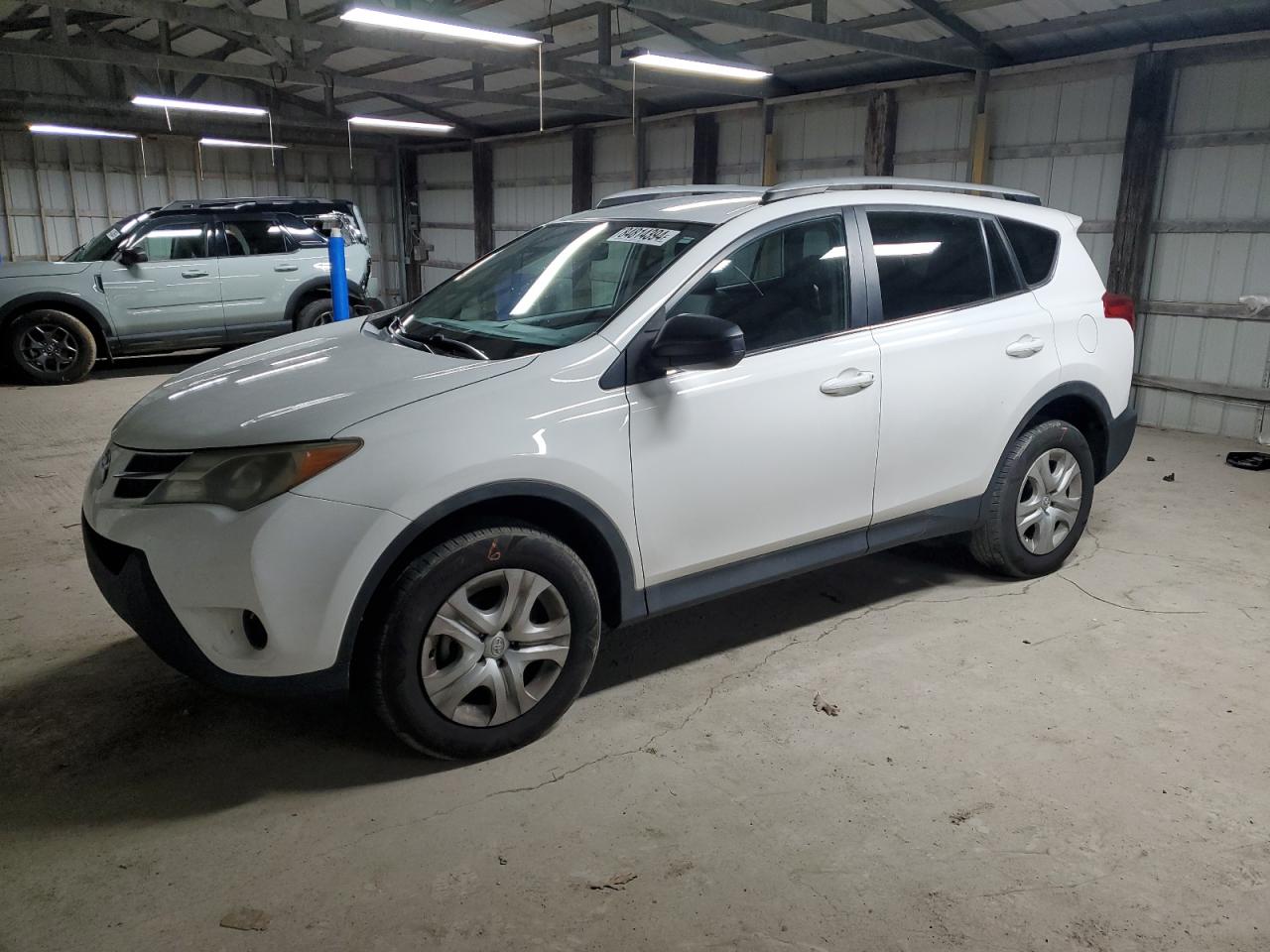 TOYOTA RAV4 LE 2015