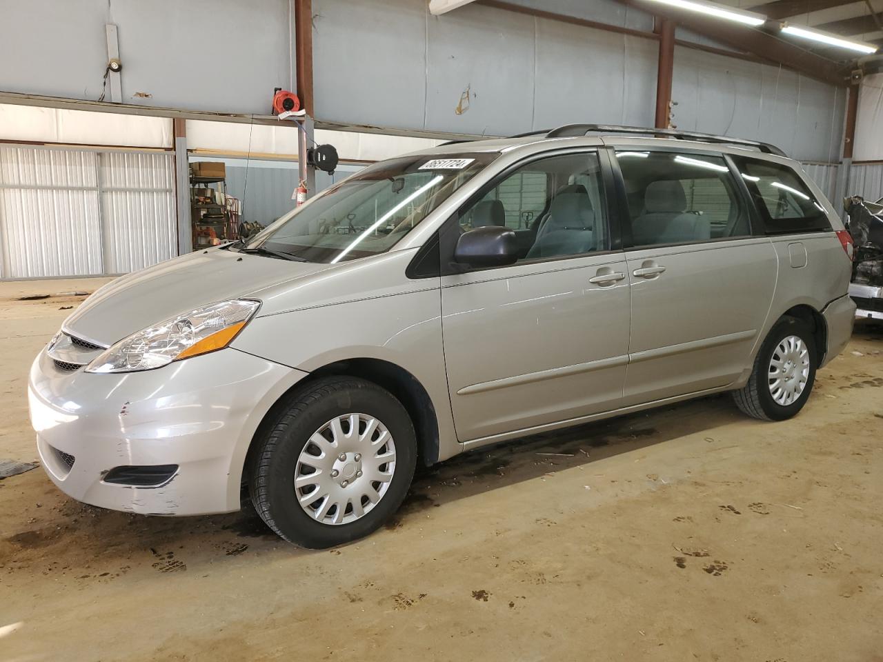 TOYOTA SIENNA CE 2006