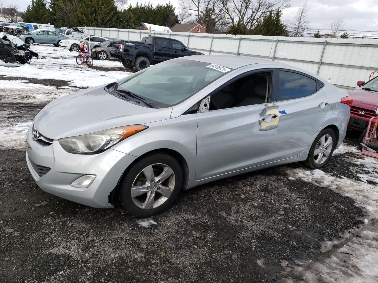 HYUNDAI ELANTRA GL 2013