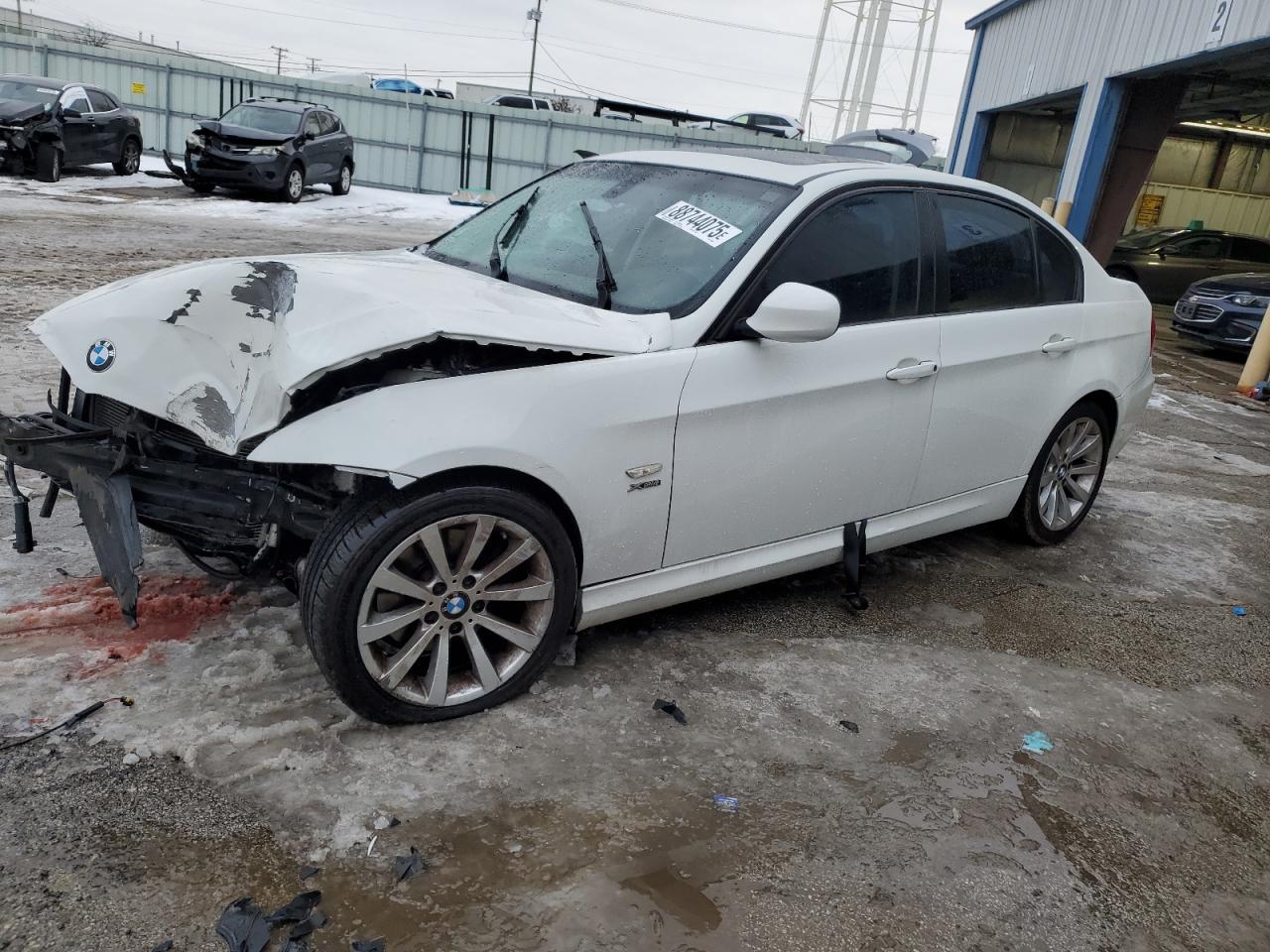BMW 328 XI SUL 2011