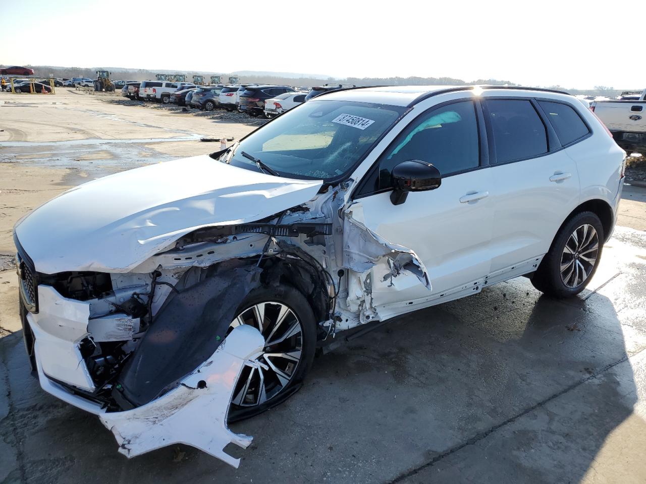 VOLVO XC60 PLUS 2024