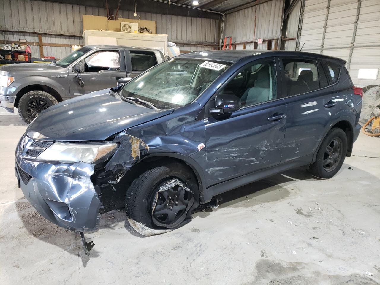 TOYOTA RAV4 LE 2013