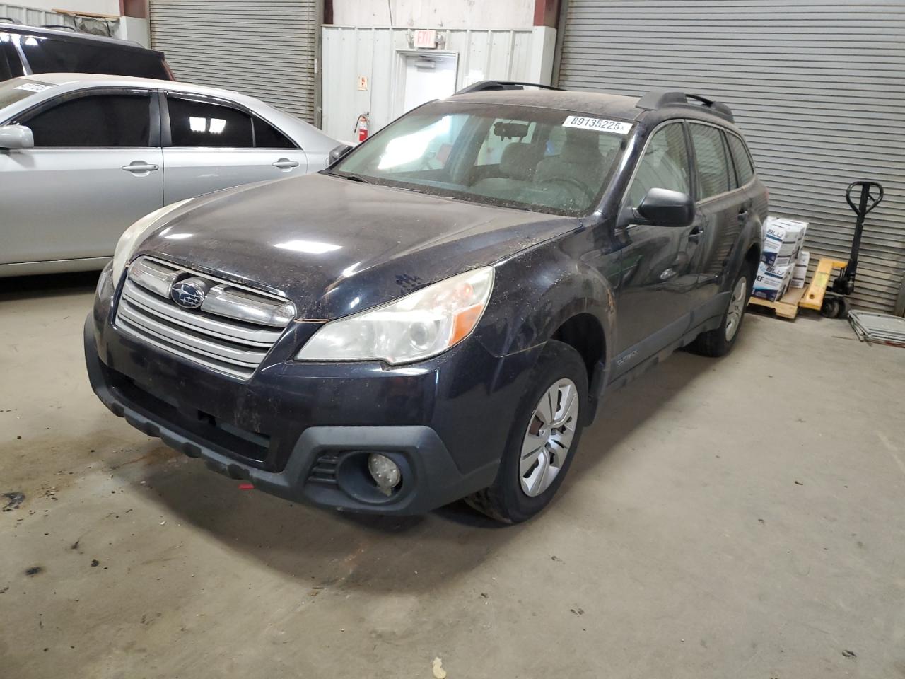 SUBARU OUTBACK 2. 2013