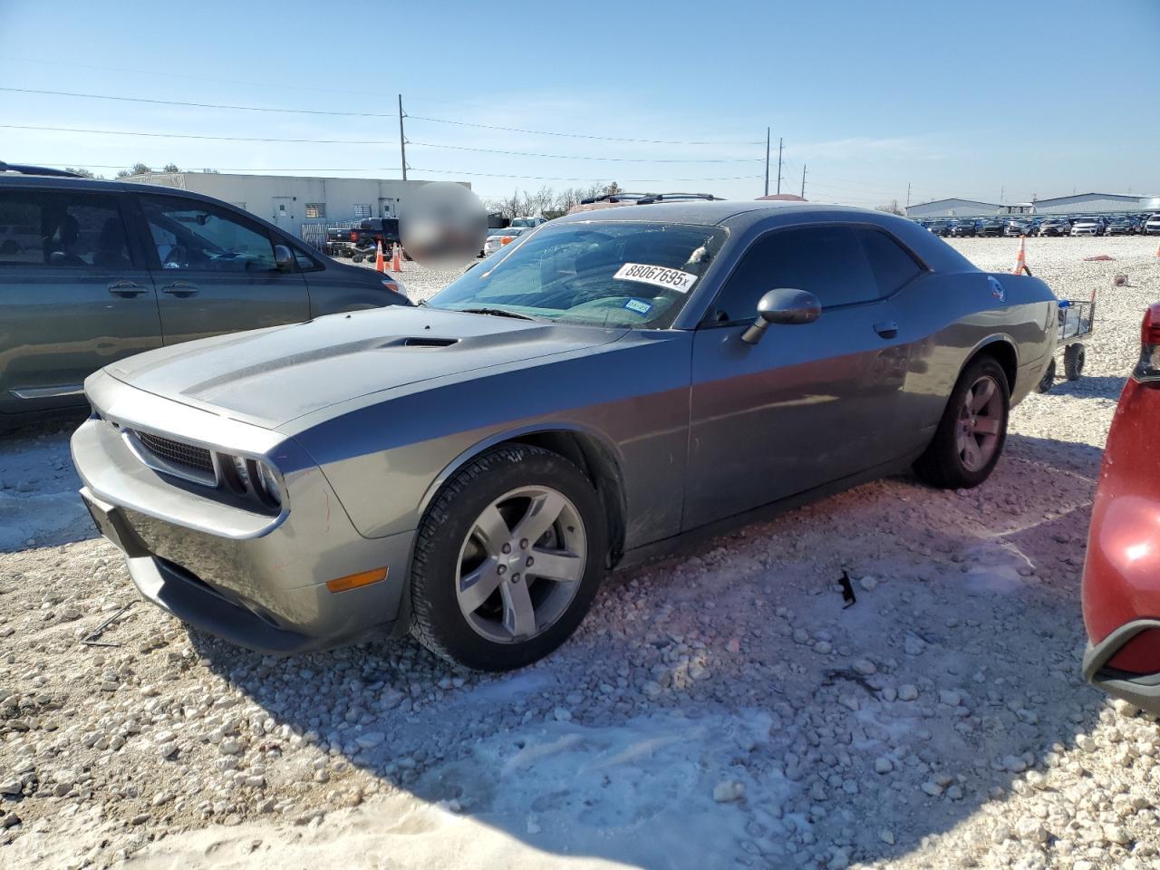 DODGE CHALLENGER 2011