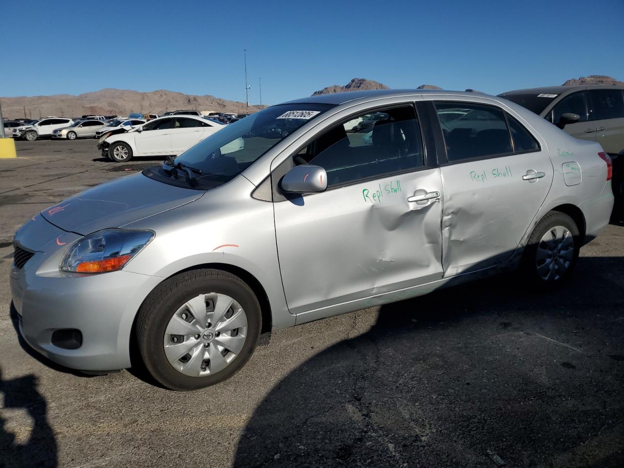 TOYOTA YARIS 2010
