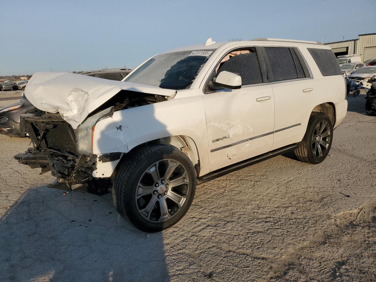 GMC YUKON DENA 2015