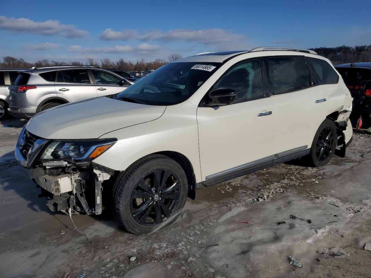 NISSAN PATHFINDER 2017
