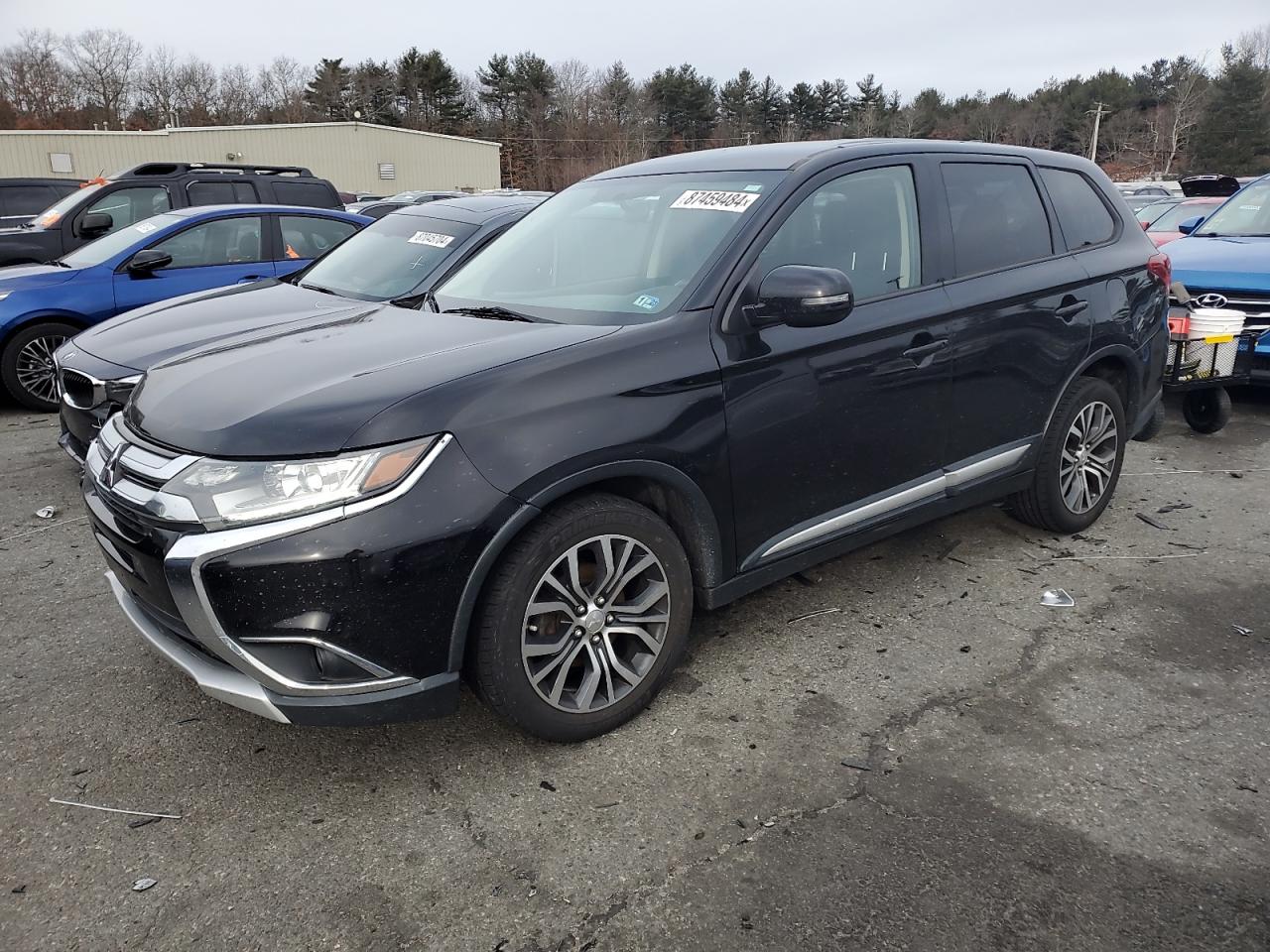 MITSUBISHI OUTLANDER 2017