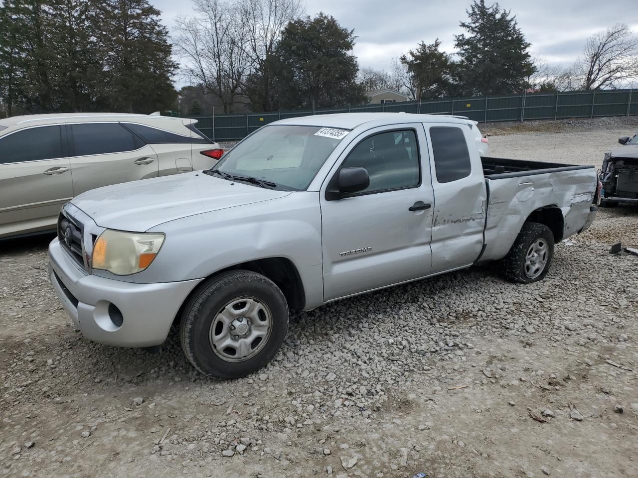 TOYOTA TACOMA ACC 2009