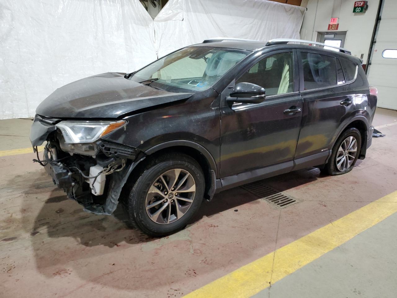 TOYOTA RAV4 HV LE 2018