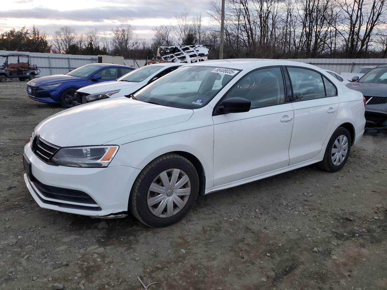 VOLKSWAGEN JETTA BASE 2015