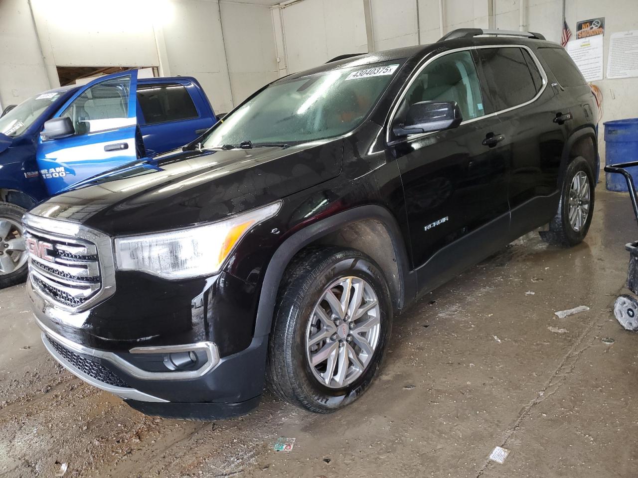 GMC ACADIA SLE 2017