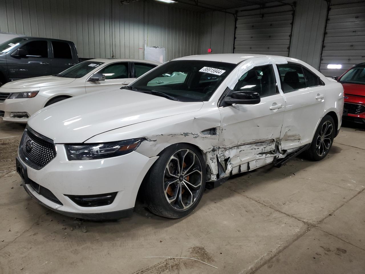 FORD TAURUS SHO 2015