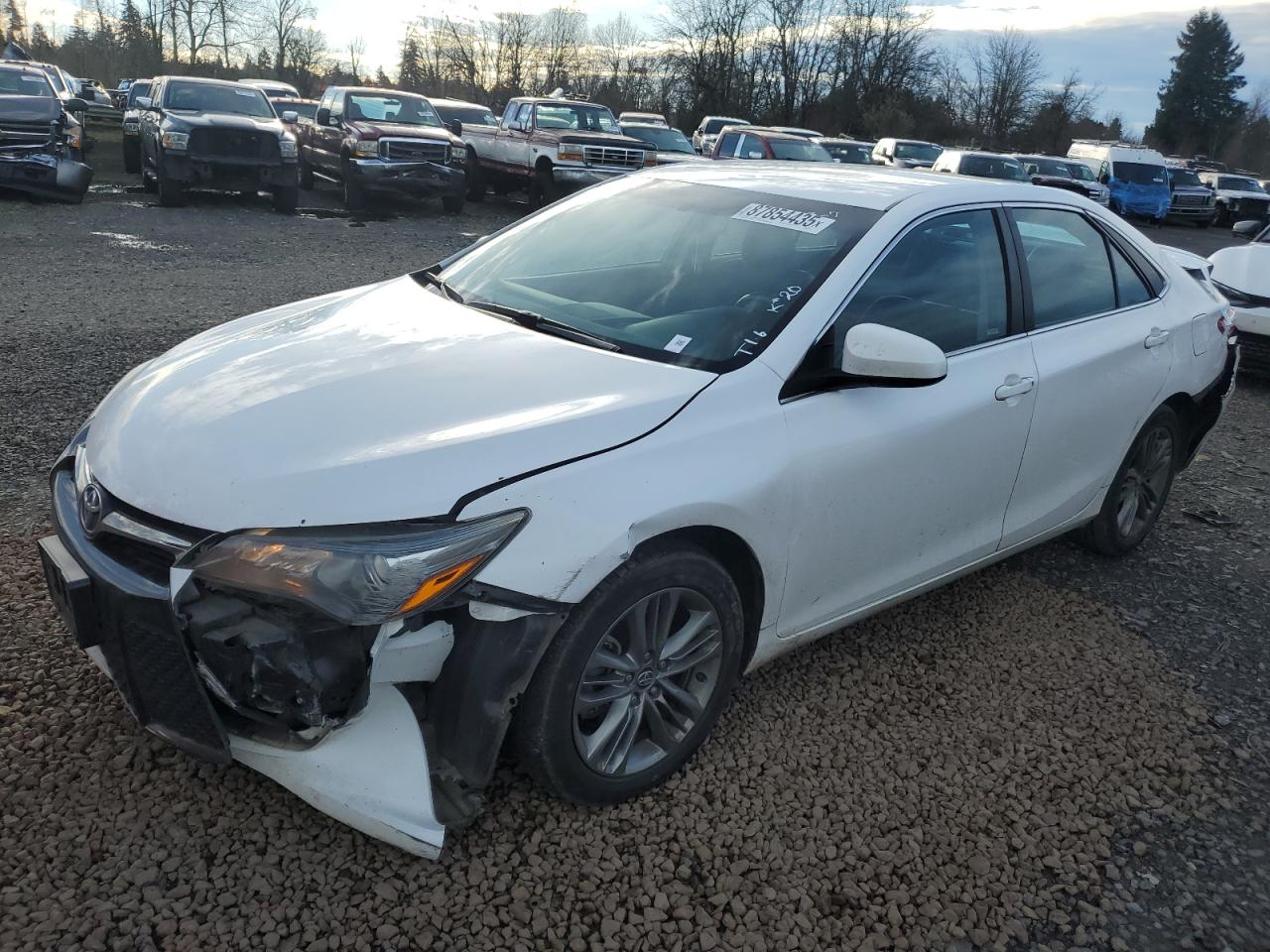 TOYOTA CAMRY LE 2016