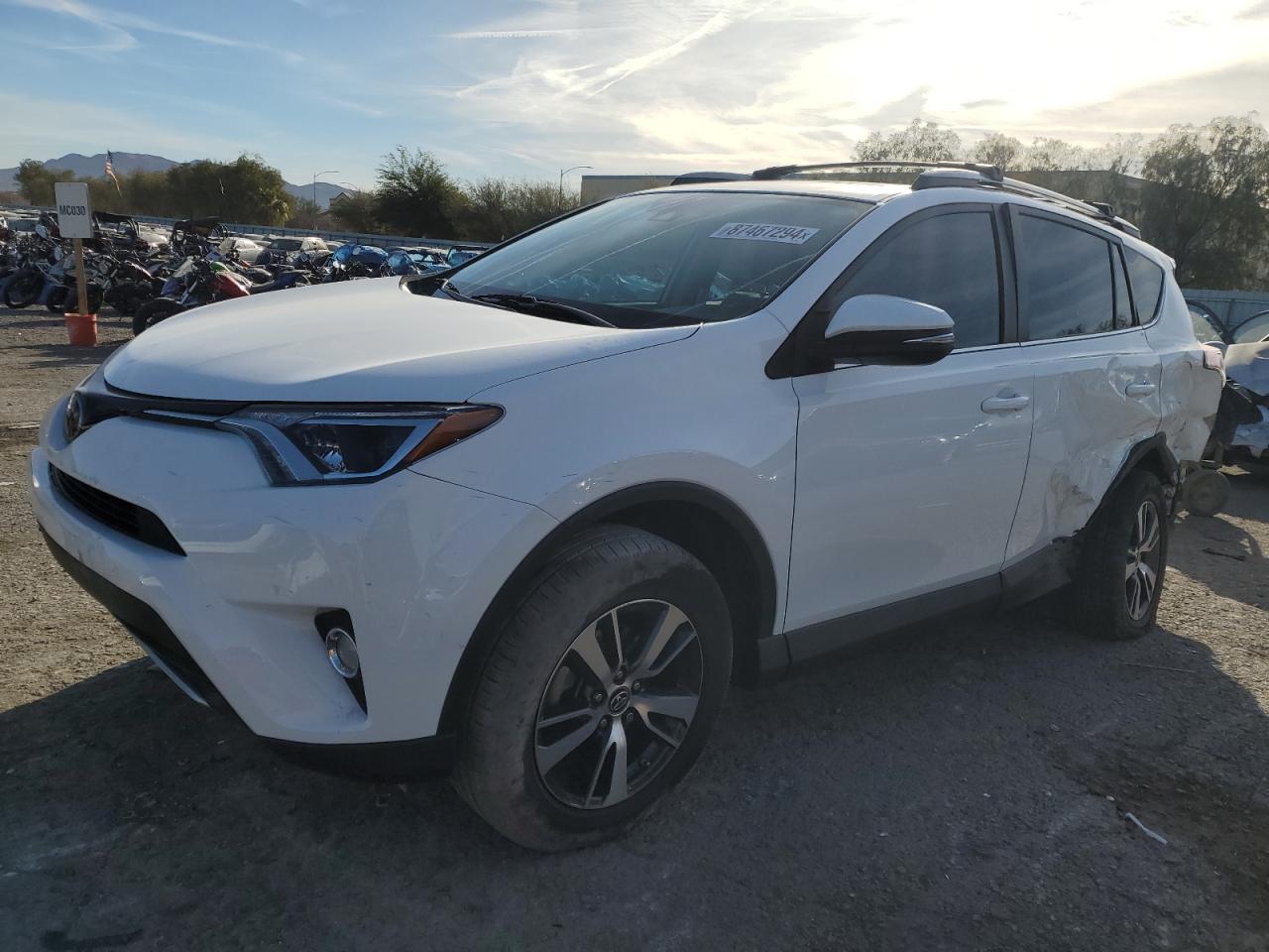 TOYOTA RAV4 ADVEN 2018