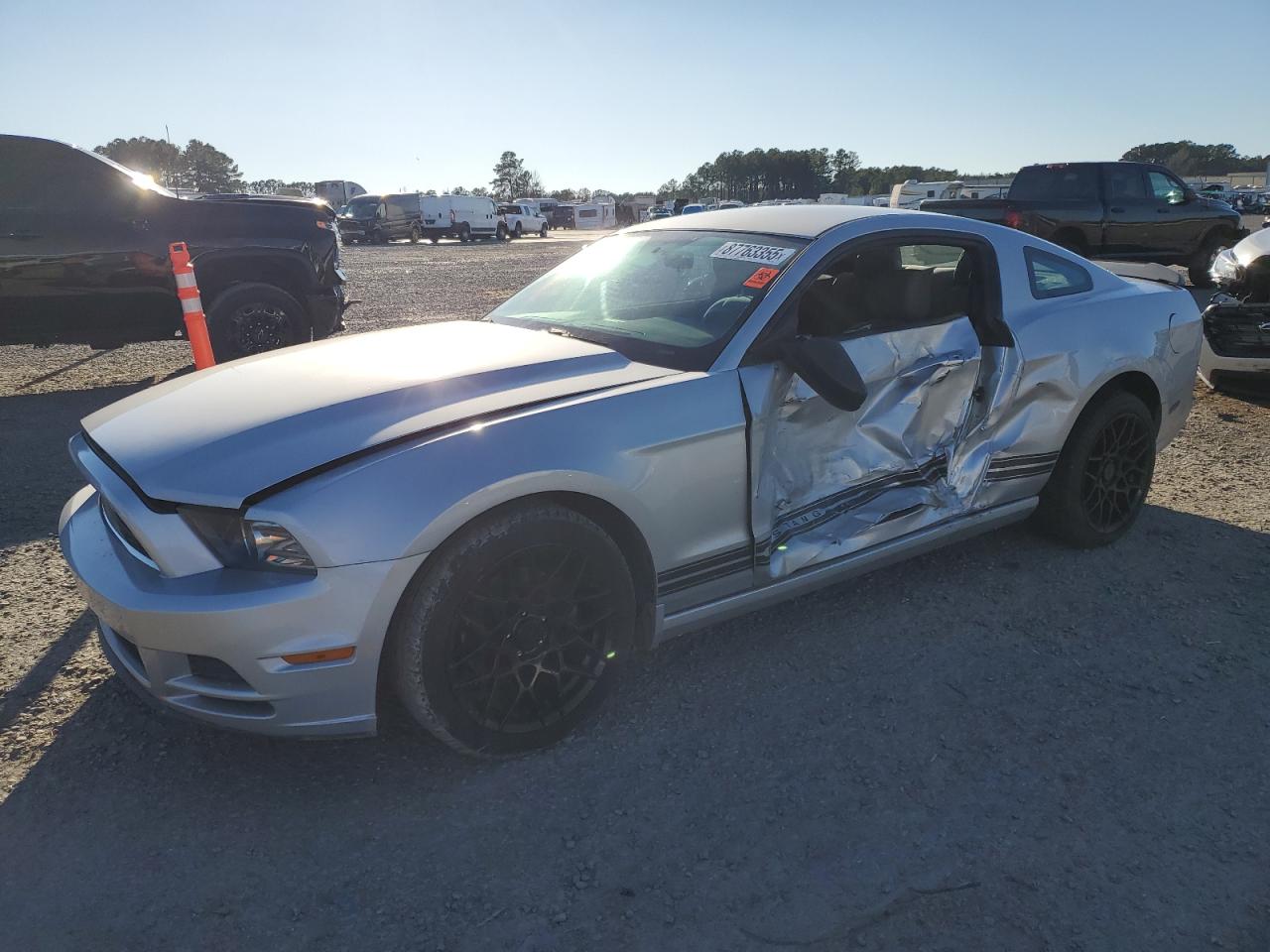 FORD MUSTANG 2013