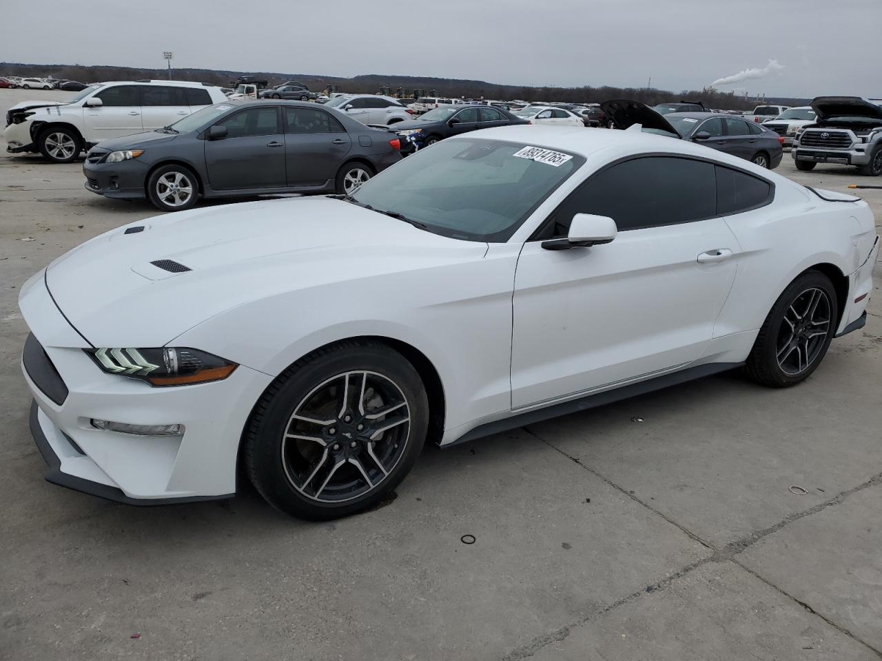 FORD MUSTANG 2021