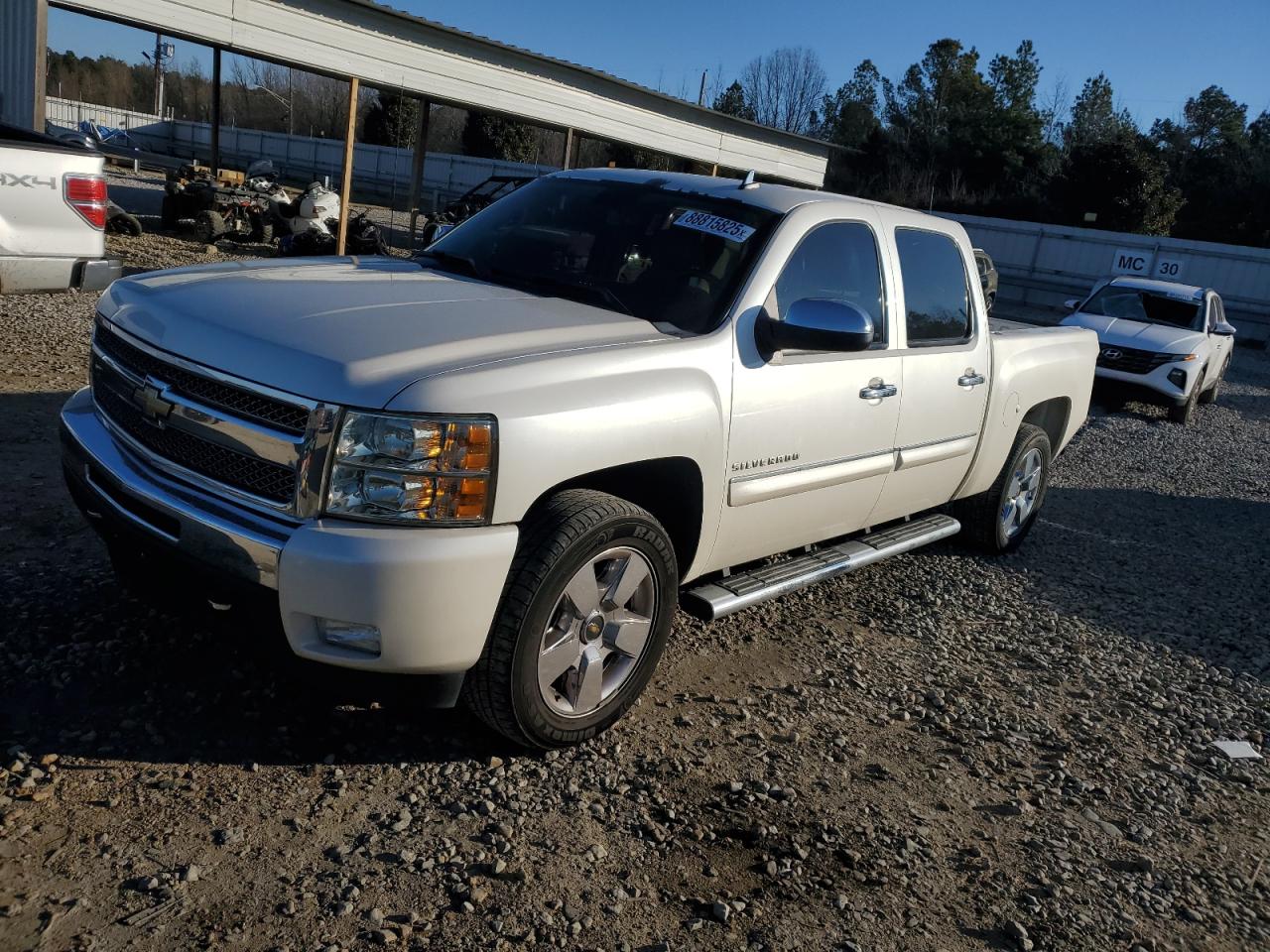 CHEVROLET SILVERADO 2011
