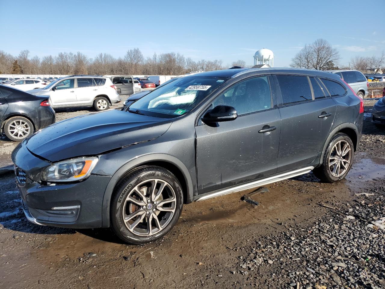 VOLVO V60 CROSS 2015