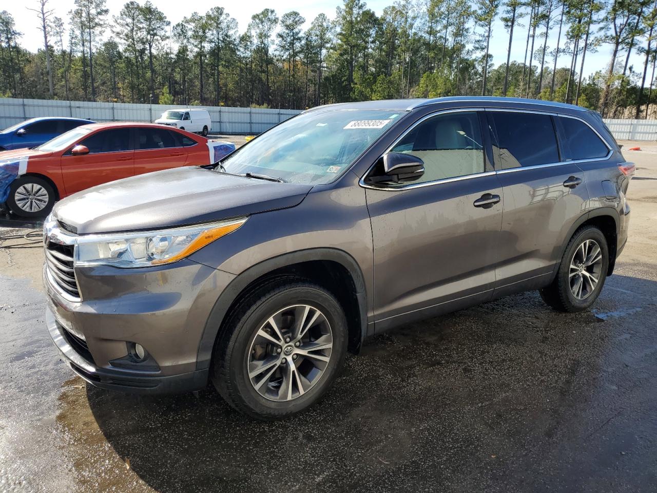 TOYOTA HIGHLANDER 2016