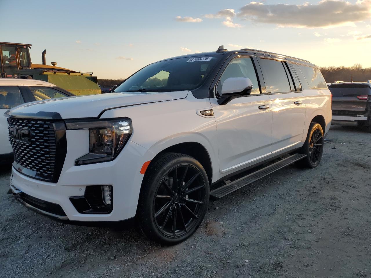 GMC YUKON XL D 2022