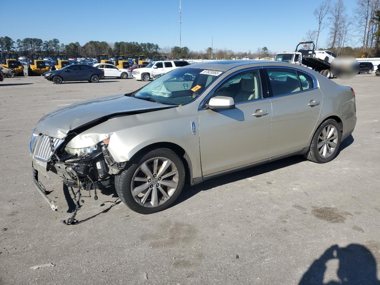 LINCOLN MKS 2011
