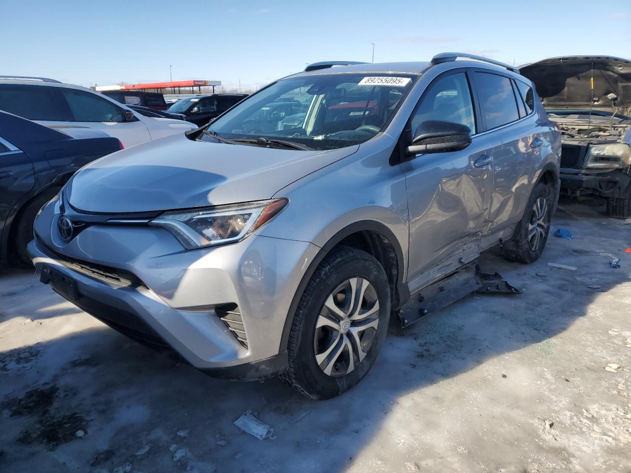 TOYOTA RAV4 LE 2017