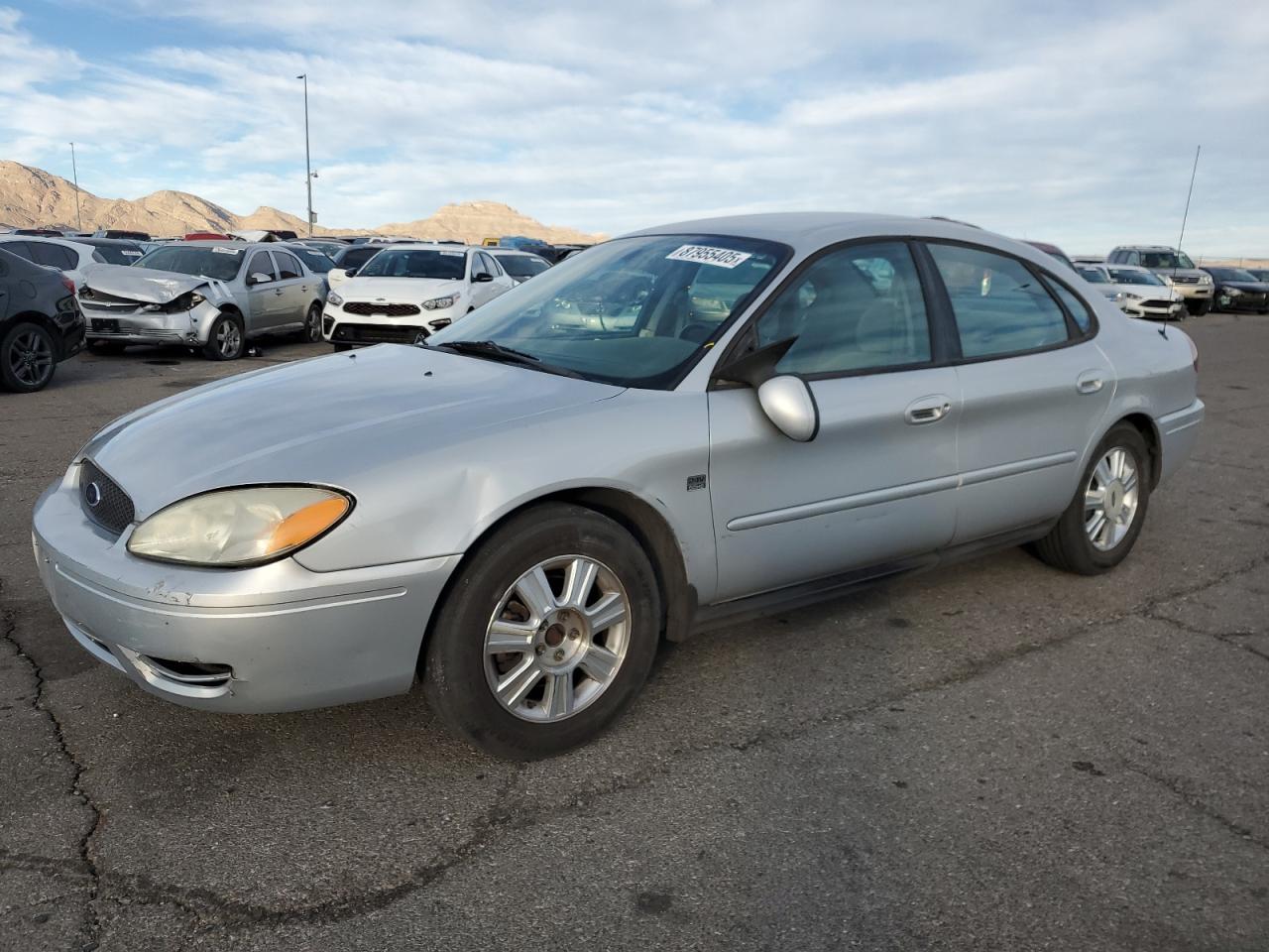 FORD TAURUS SEL 2005