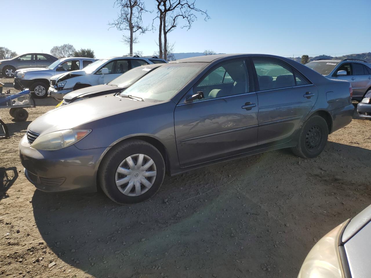 TOYOTA CAMRY LE 2005