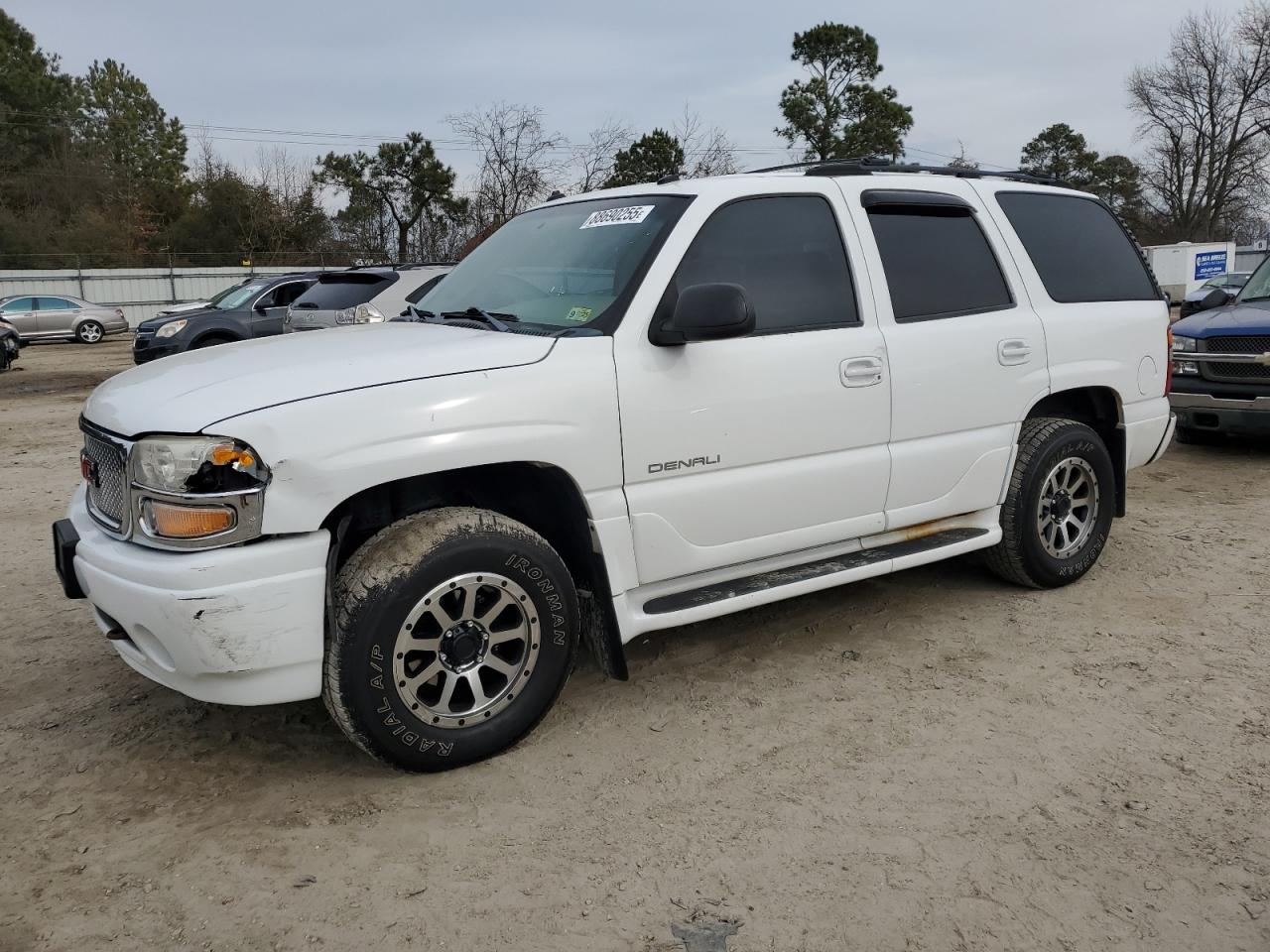 GMC YUKON DENA 2003