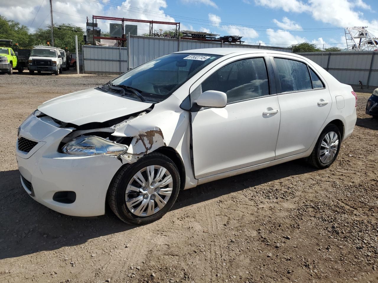 TOYOTA YARIS 2011