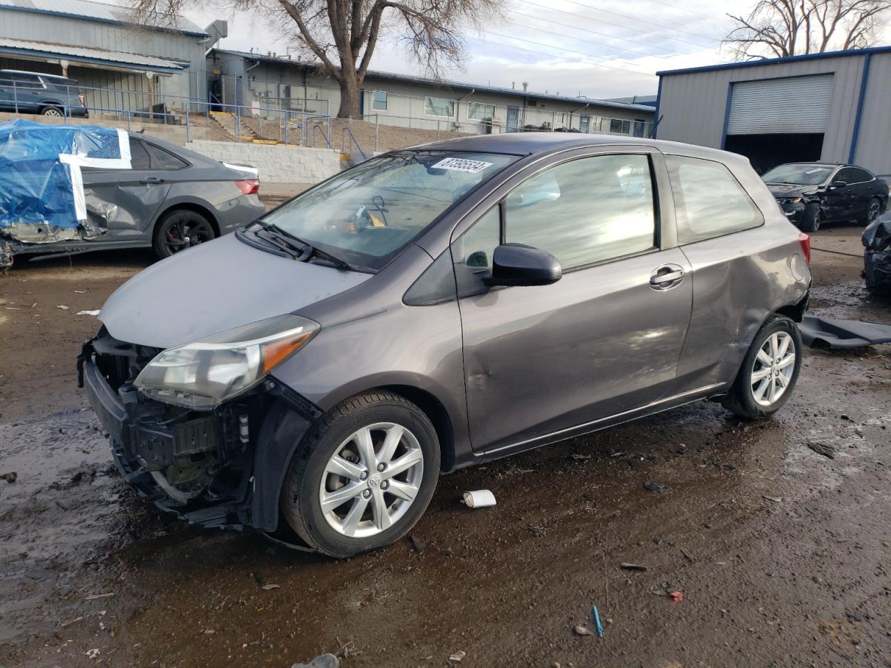 TOYOTA YARIS 2015